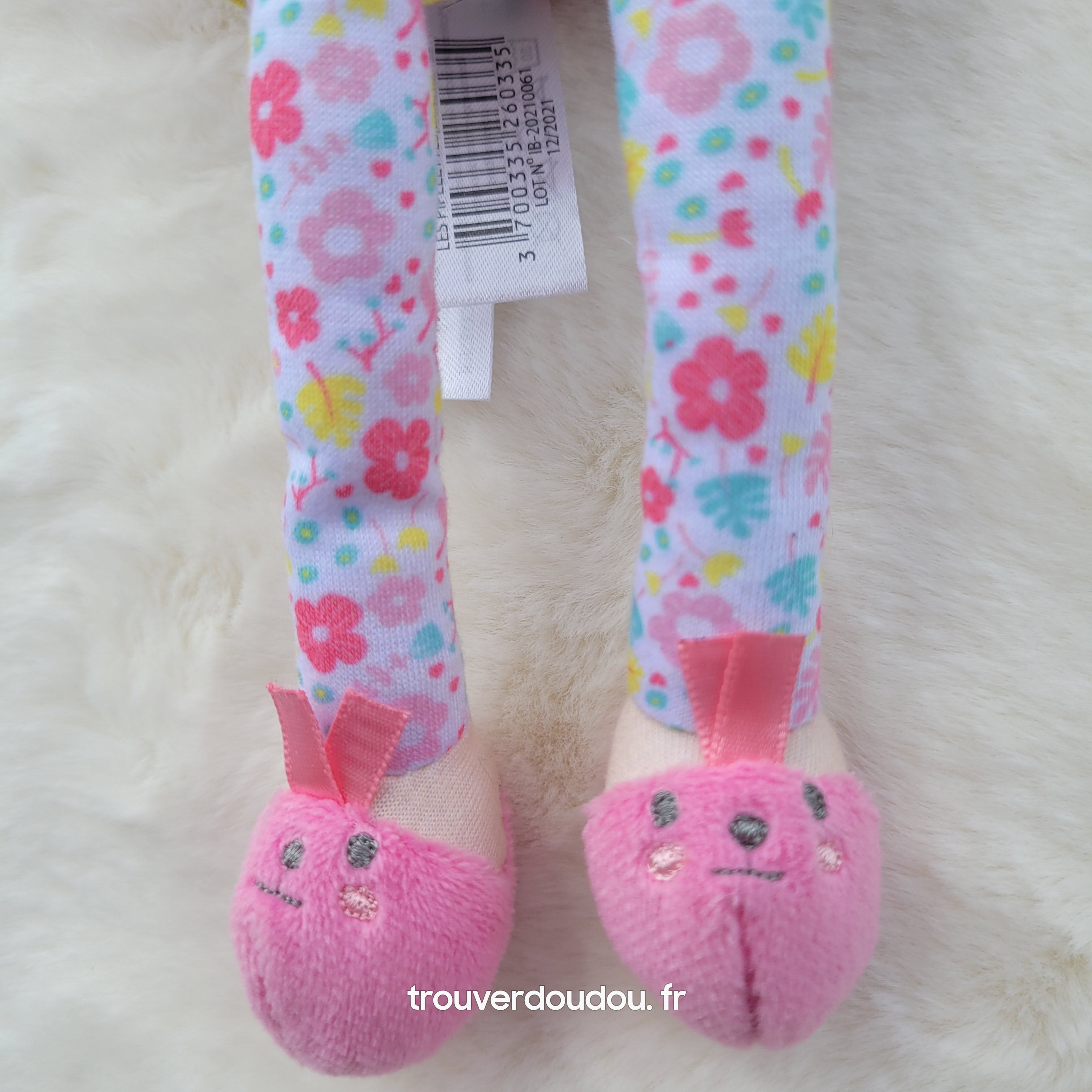 Poupée souple Inès Les Pipelettes "Pyjama Party" - Jolijou Comme Neuf