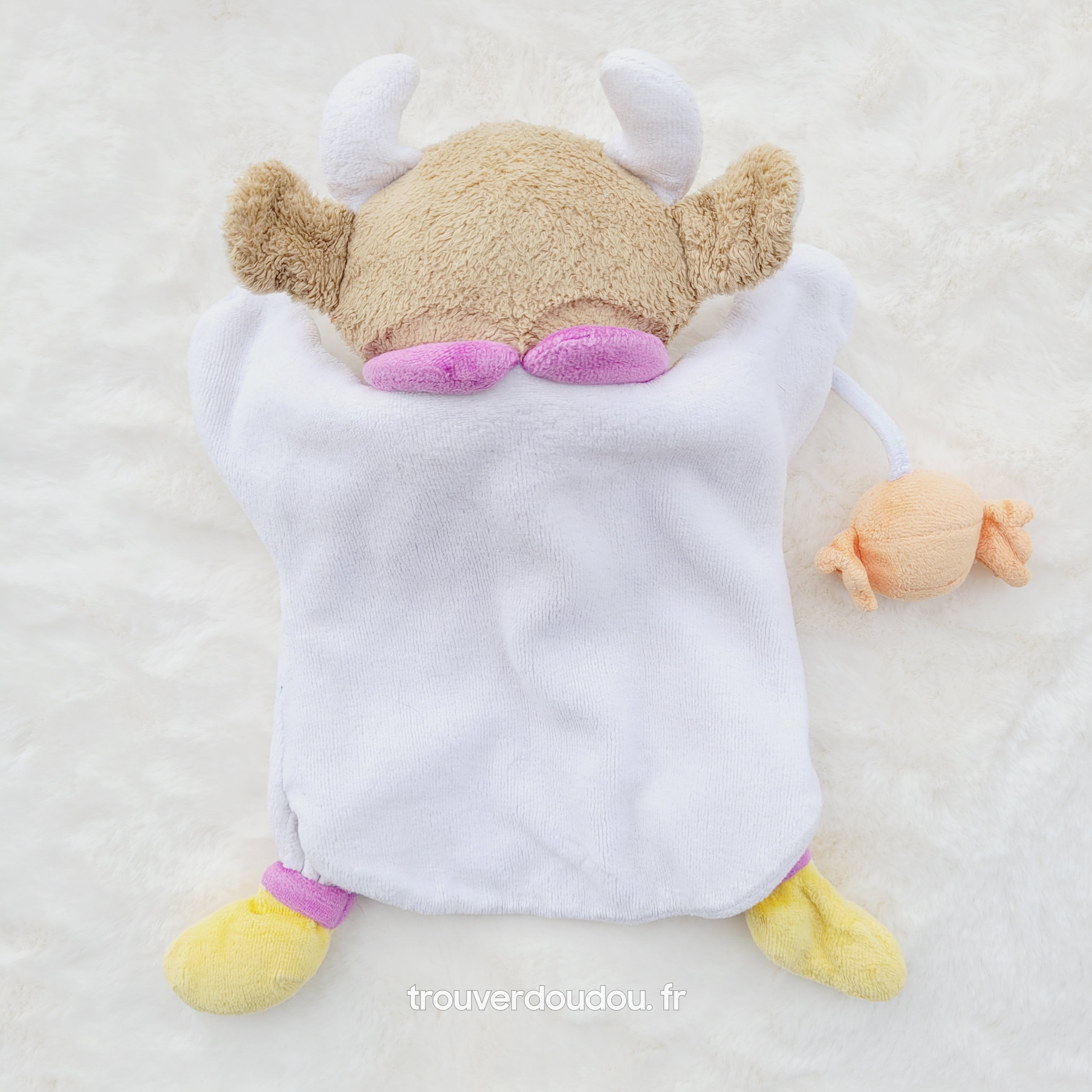 Doudou marionnette Vache Cerise avec bonbon - Doudou et Compagnie État ; déjà bien aimé