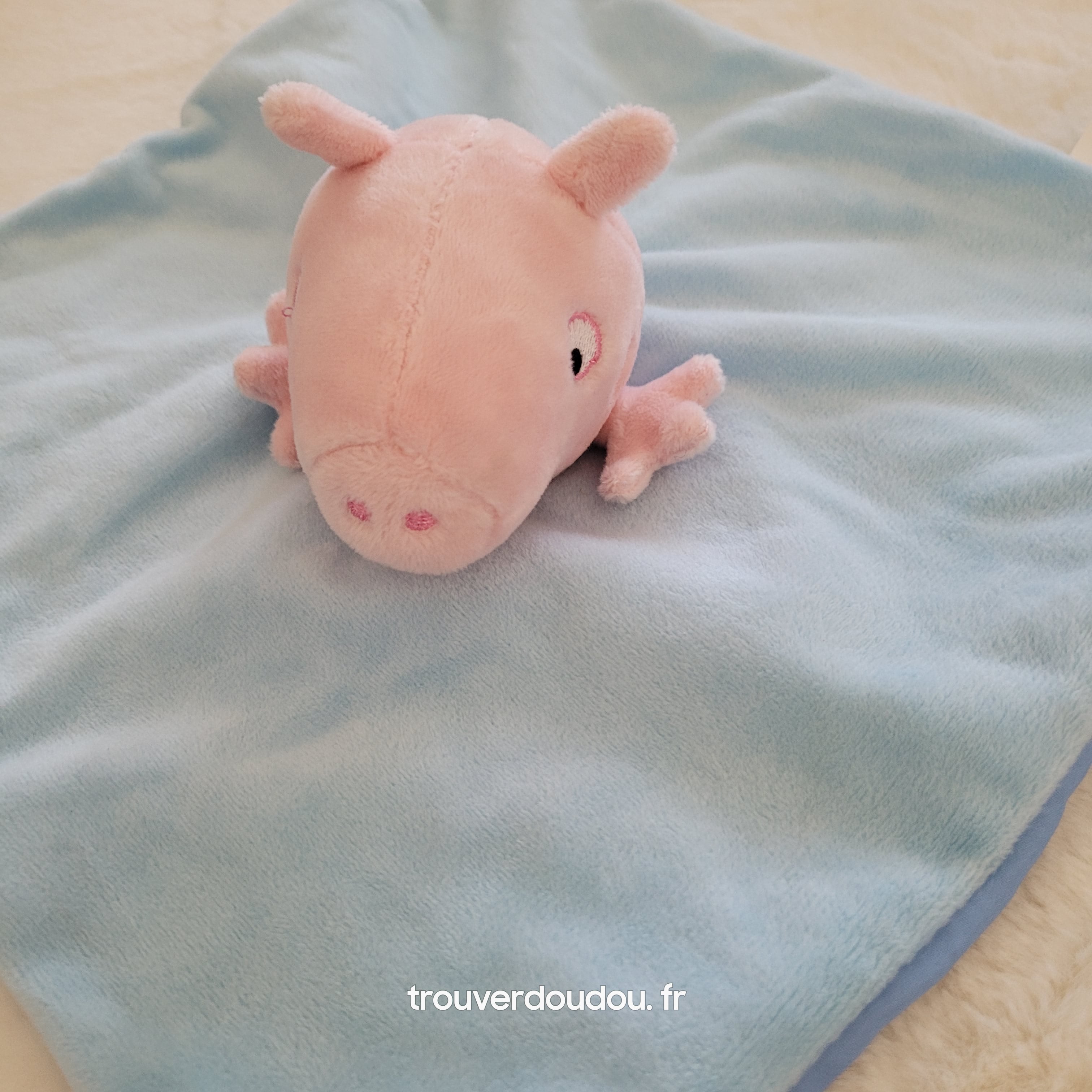 Doudou cochon plat Peppa Pig bleu et rayé - Sambro Très bon état